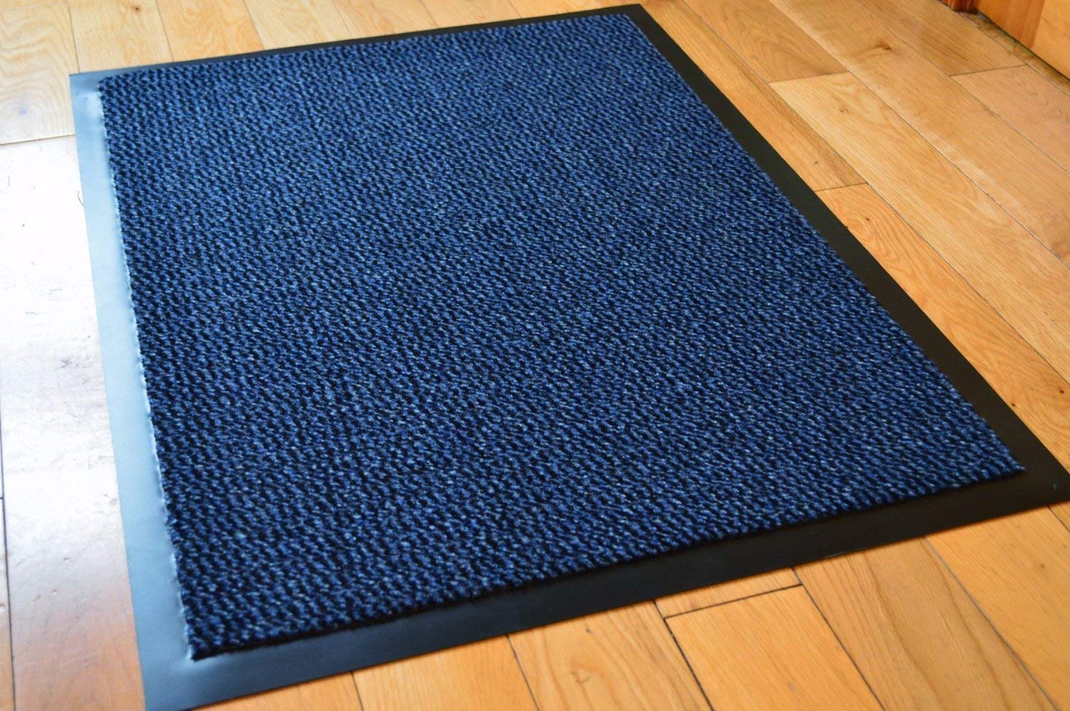 blue_barrier.jpg Barrier Mat Blue 90 x 120cm - Image 1